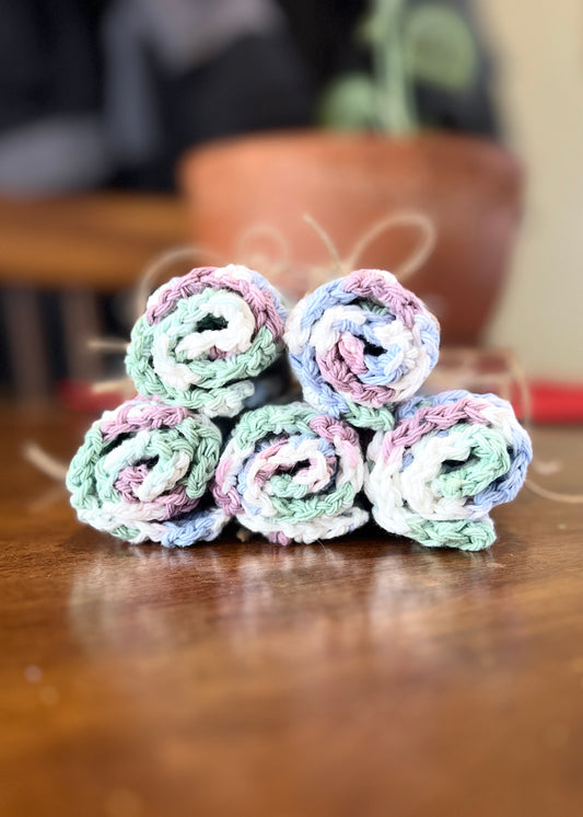 Hand-Crocheted Cotton Dishcloth – 8.5"x8.5" (Color=Freshly Pressed)