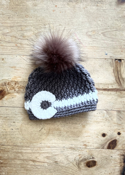 Infant-Colorado Crocheted Beanie with Removable Faux Fur Pom – Gray & White
