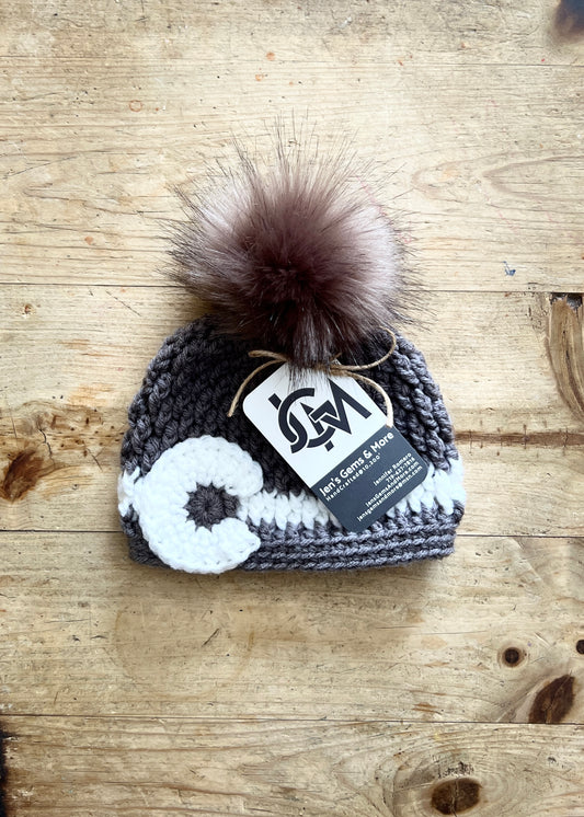 Infant-Colorado Crocheted Beanie with Removable Faux Fur Pom – Gray & White