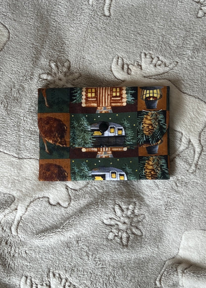 Moose Lake Large Wallet – Rustic Cabin Print Clutch